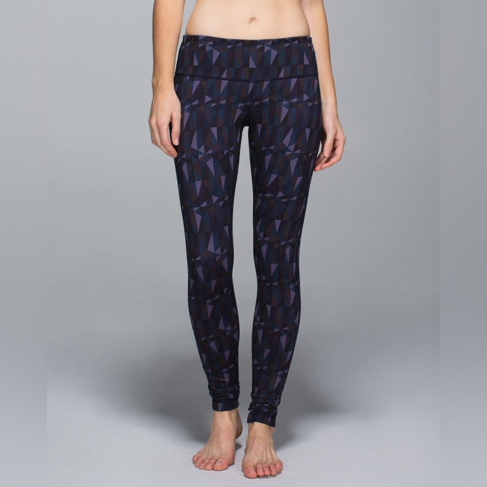 ◾️Lululemon Wunder Under Pant Full On Luon Stained Glass Love Nightfall Black